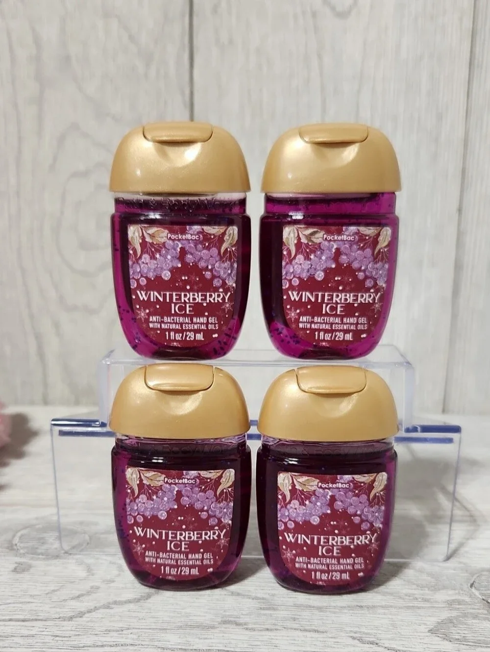 Bath & Body Works Rainbow Heart Pocketbac Holder & 4 Winterberry Ice Refills